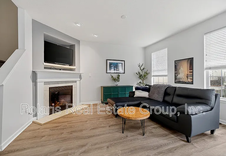 9439 Tanhurst Dr — Photo 7