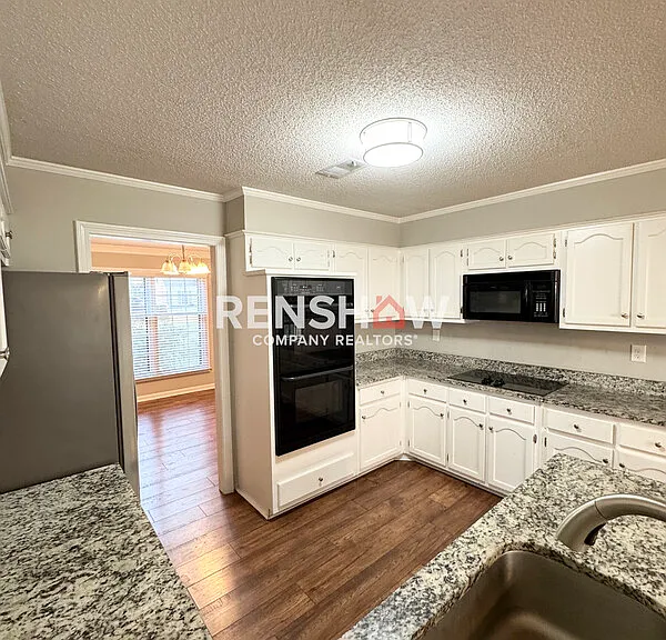8177 Kimbrook Dr — Photo 6