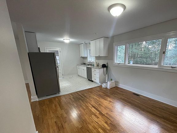 Dining/Kitchen