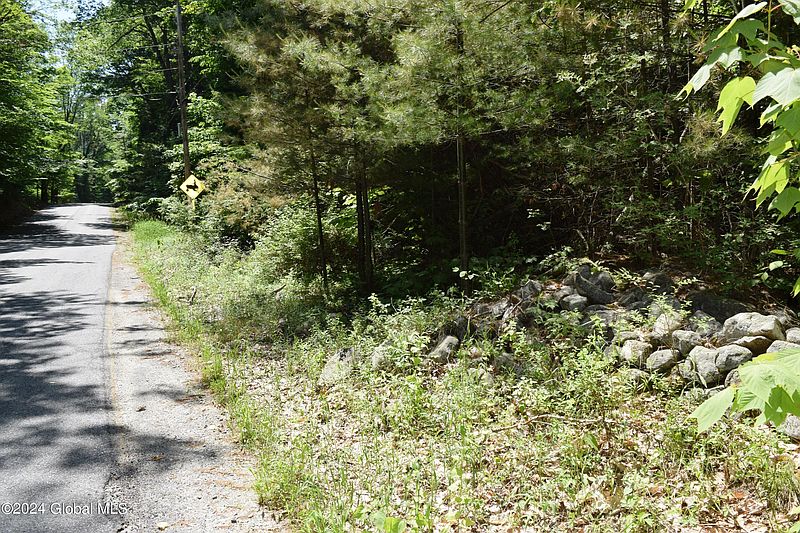 3rd image of 375 Ballou Road