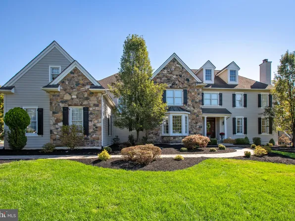 120 Spring Tree Dr, Newtown Square, PA 19073