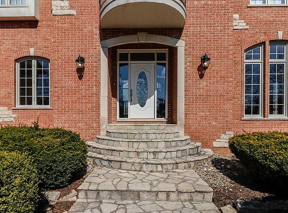 2nd image of 4777 Wellington Dr