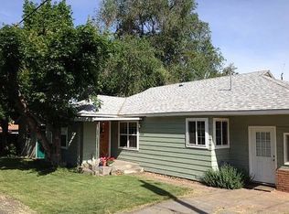 2437 E 10th St, The Dalles, OR 97058