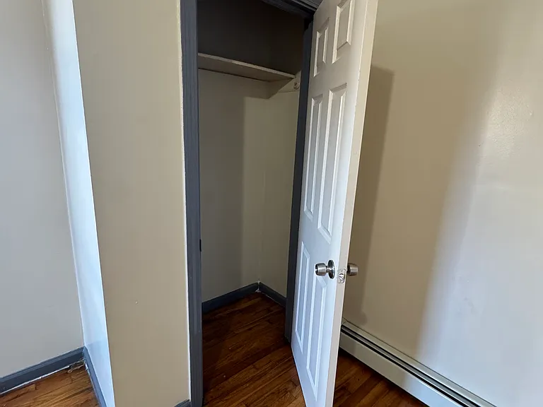 425 Park Ave #2 — Photo 2