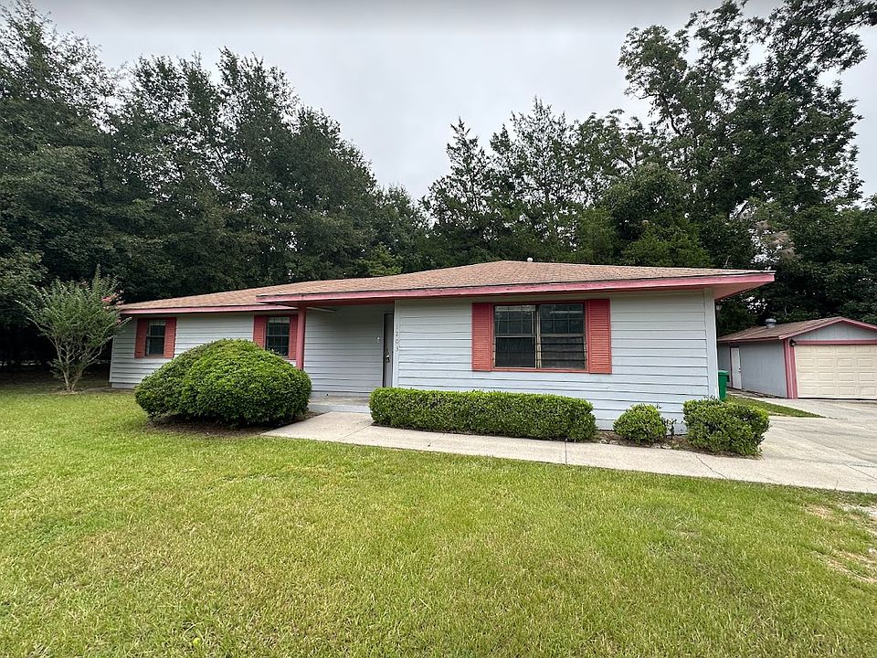 Front w/o fence