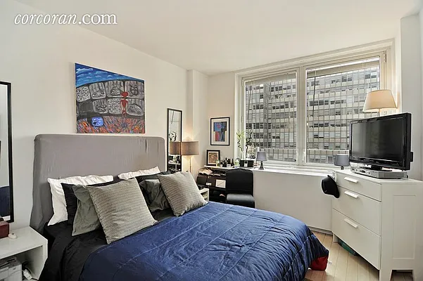 Rented by Corcoran | media 8