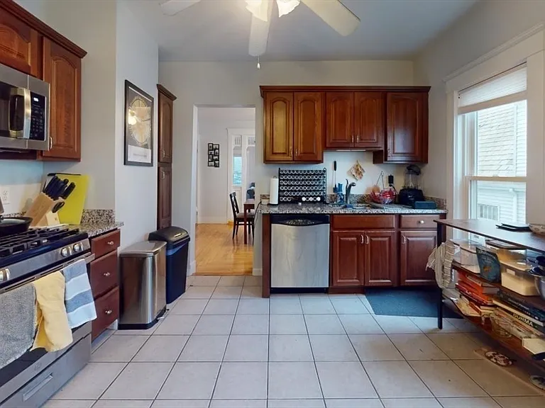 16 Electric Ave #2 — Photo 3