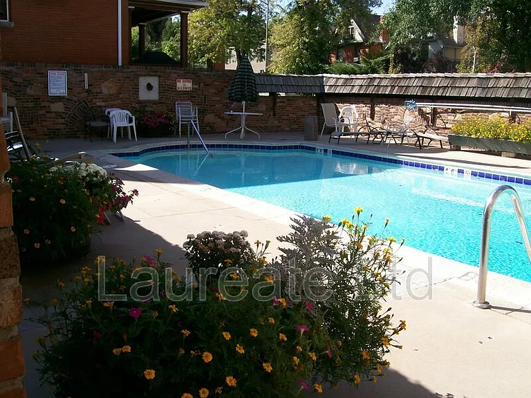1260 York St #201 — Photo 9