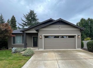 2007 Woodside Dr, Medford, OR 97501