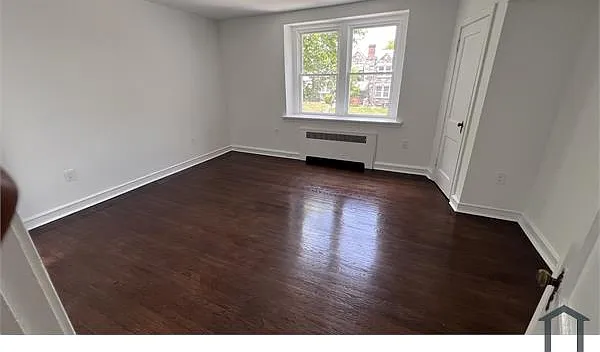 5766 W Jefferson St — Photo 9