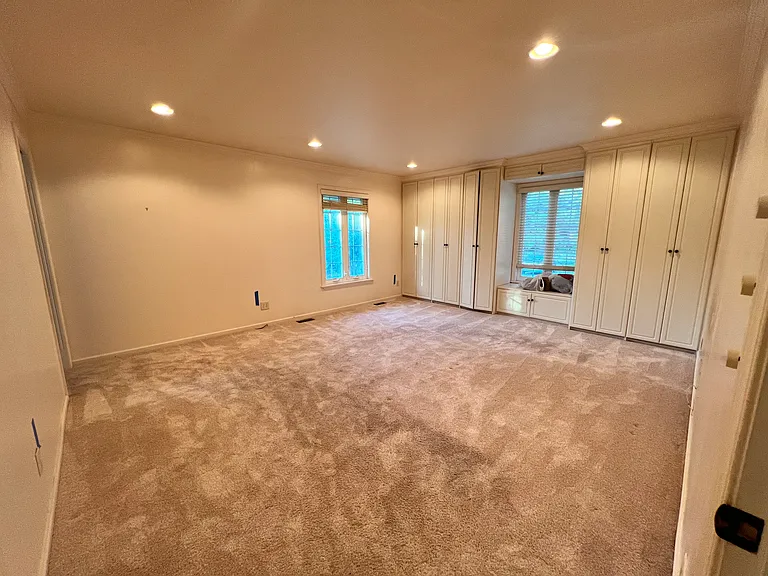 3601 E 3rd St — Photo 29