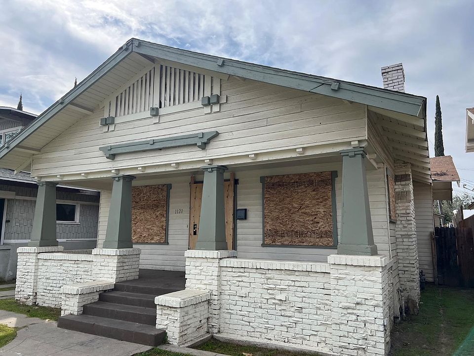 1st image of 1121 N Echo Ave