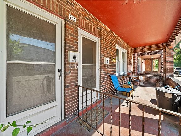 3rd image of 217-219 5th St