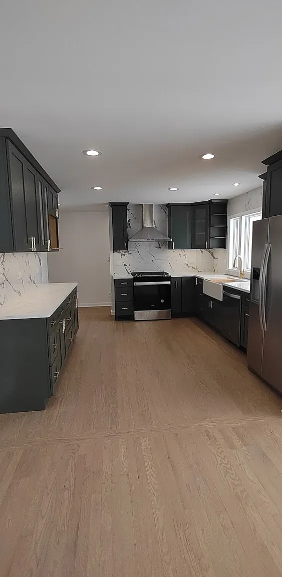 4 bed, 3292 sqft, $4,000 — Photo 4