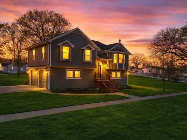 801 N Davis St, Hamilton, MO 64644