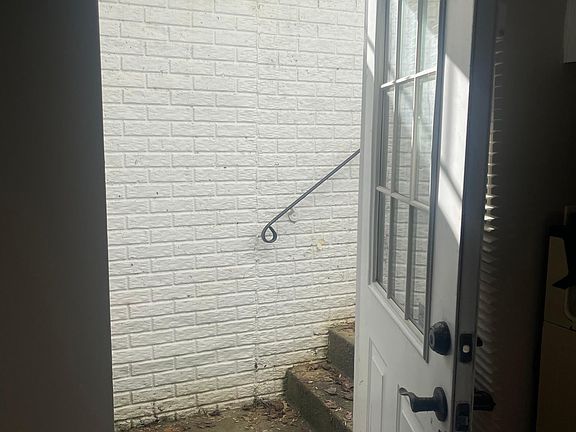 3rd image of 2107 Grey Fox Ct
