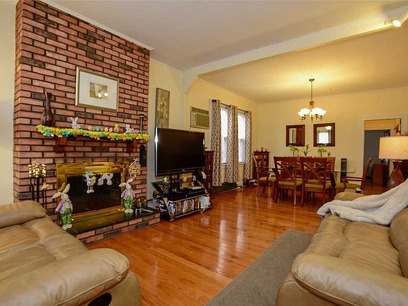 3rd image of 13219 84th St