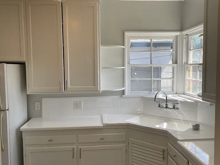 2669 Waverly Dr #2669 — Photo 1