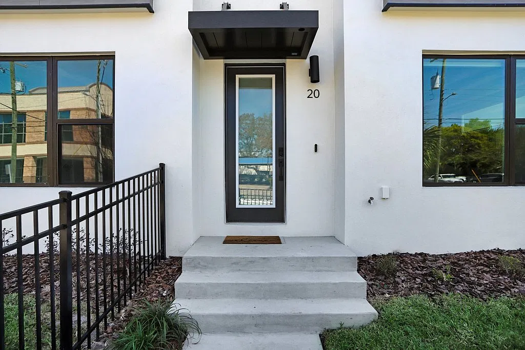 3 bed, 2238 sqft, $5,000 — Photo 2