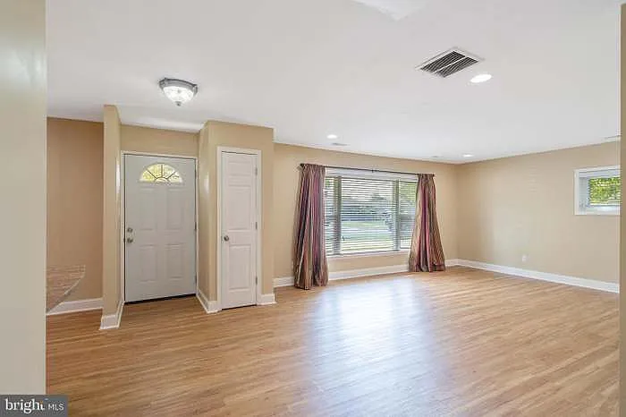 27 Chippendale Cir — Photo 21