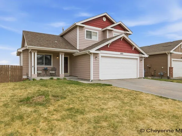 1805 Meadow Dr, Cheyenne, WY 82001