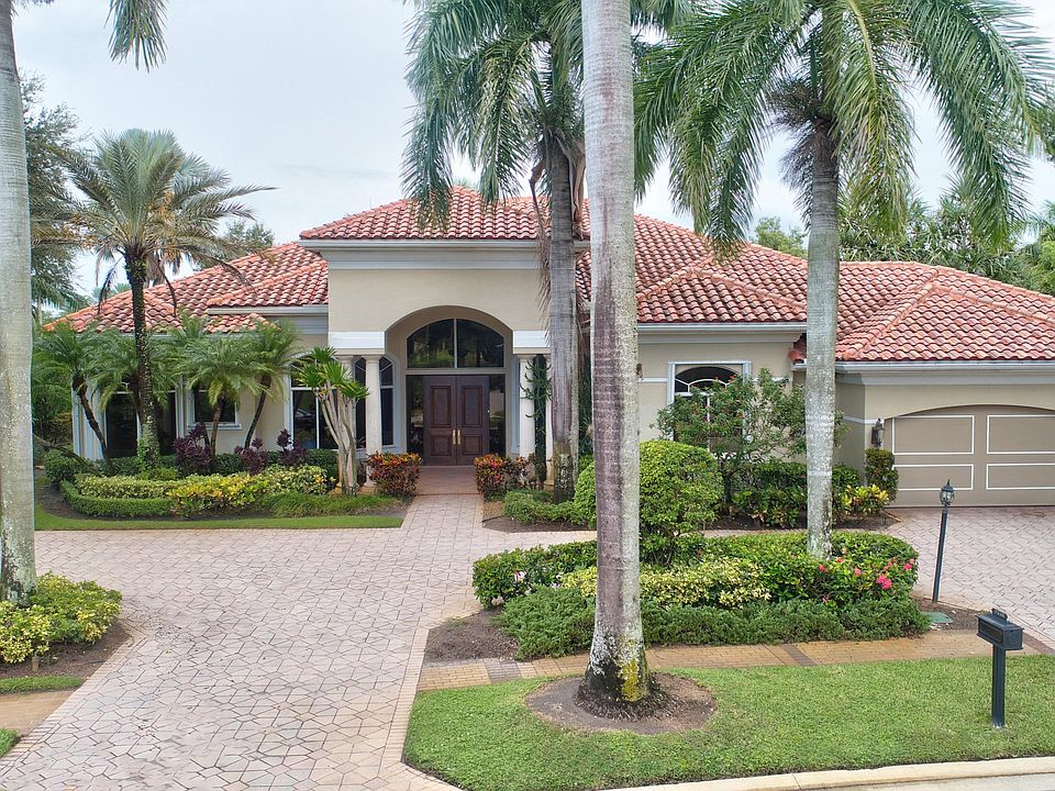 Home For Sale In St Andrews Country Club