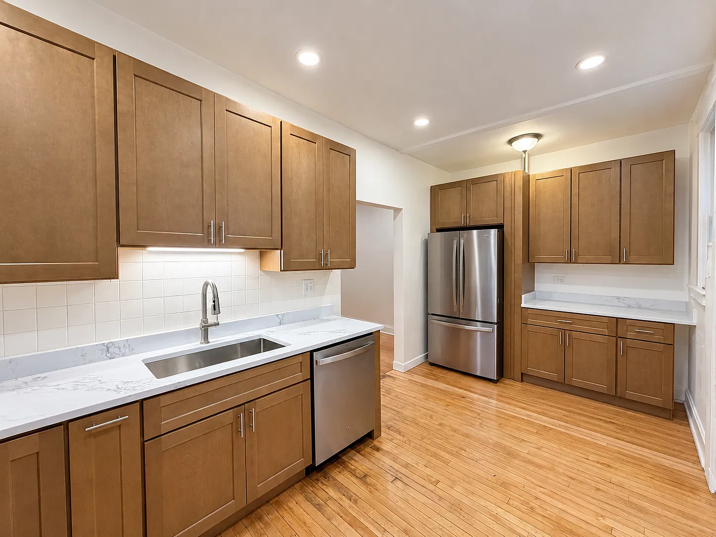 2 bed, 1250 sqft, $2,450 — Photo 1