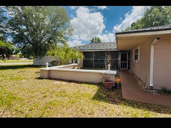 3rd image of 14815 SW 35th Avenue Rd