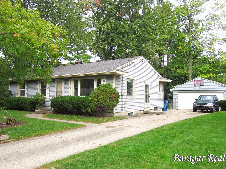 1st image of 1307 Brookmark St SE