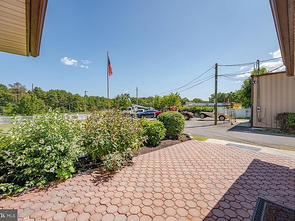 5th image of 6529 Delilah Rd