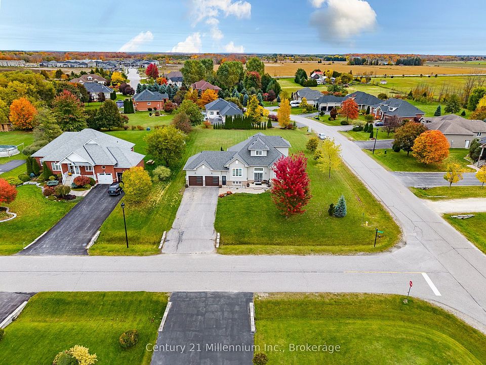 1st image of 23 Butternut Cres