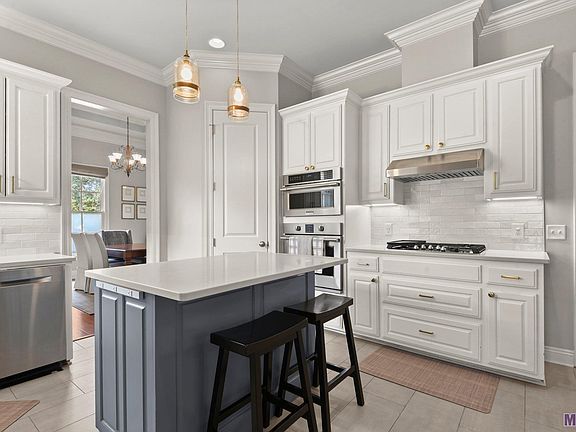 3rd image of 43063 Beacon Ln