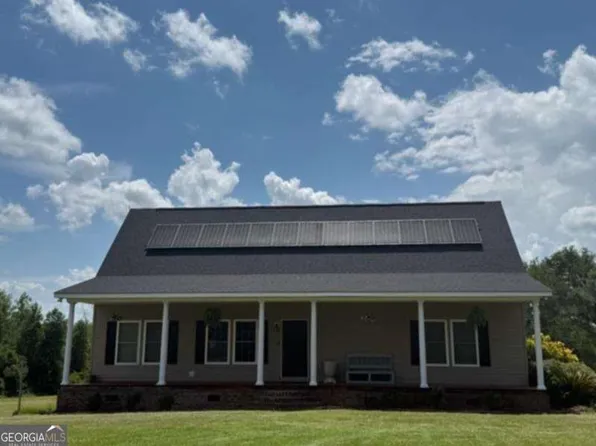7641 Nails Ferry Rd, Baxley, GA 31513