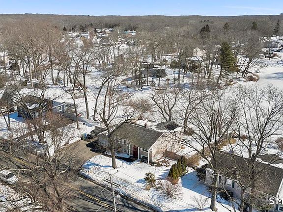 4th image of 166 Glenwood Road