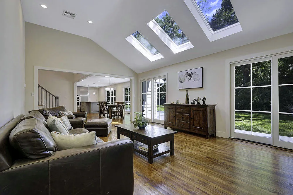 65 Woodside Ln photo 1