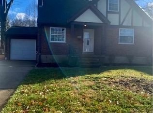 6942 Rob Vern Dr, Cincinnati, OH 45239