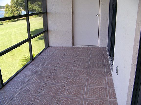 3rd image of 112 Laurel Cove Way #112