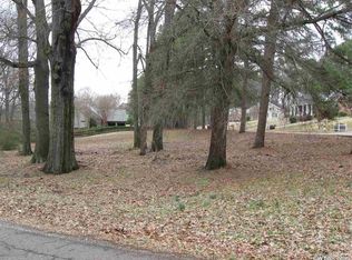 Chere Carol Rd, Humboldt, TN 38343