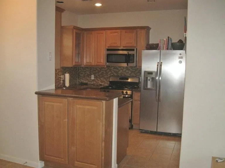 2716 Bond Dr — Photo 11