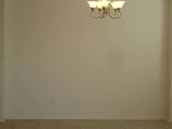 4th image of 18365 W Arcadia Dr