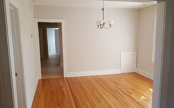 3rd image of 2359 N Nordica Ave
