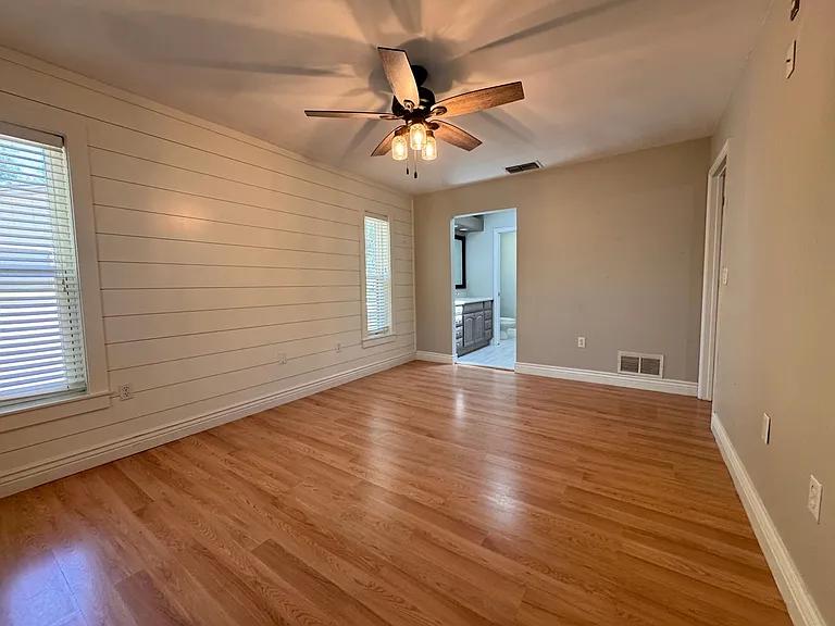 5619 Colonial Oaks Blvd — Photo 15