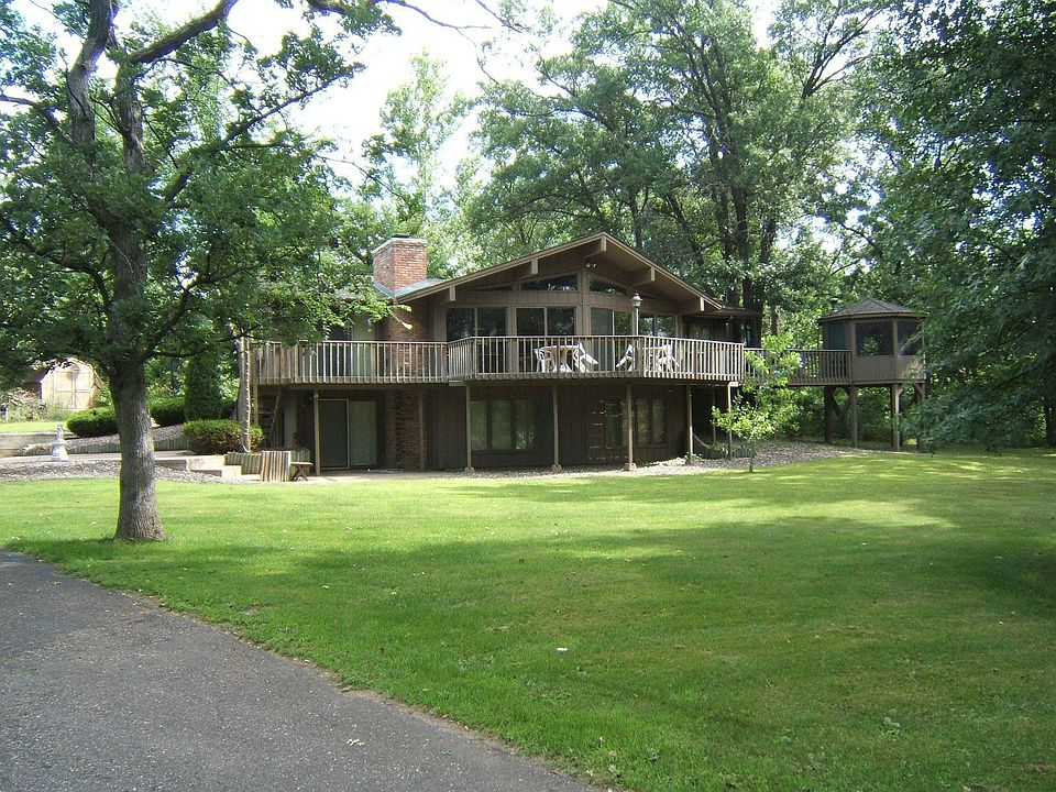Great home located on a secluded 2.5 acre lot