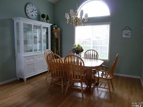 3rd image of 101 Furber Ln