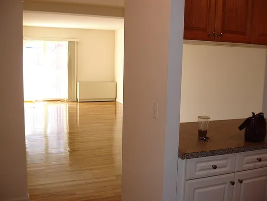 Rented by Bahar Management | media 18