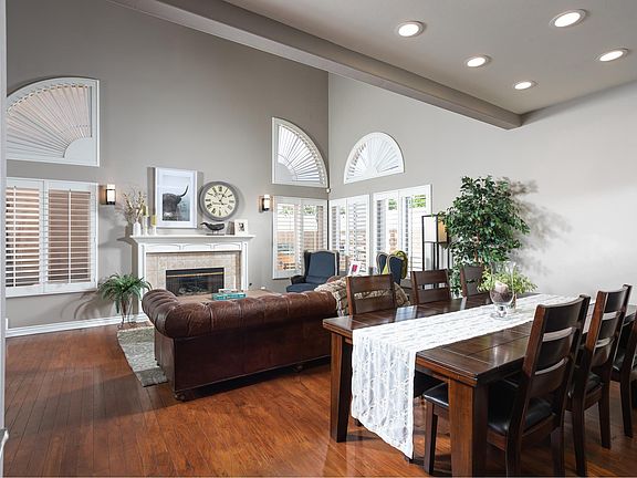 4th image of 160 Terraza Ct