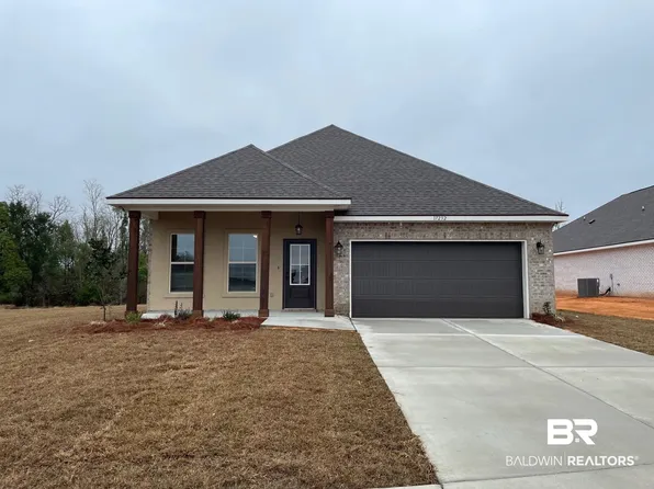 17232 Lafayette Dr, Robertsdale, AL 36567