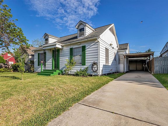 2nd image of 218 Olive Ave