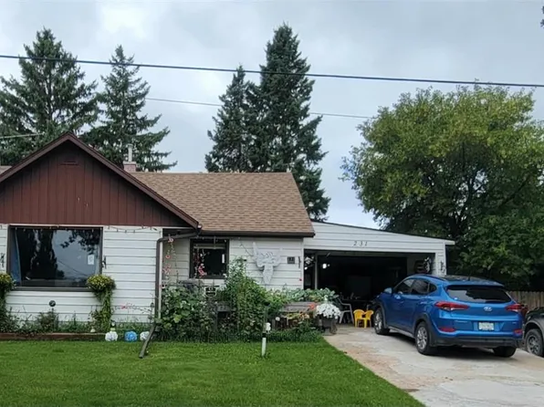 231 Third STREET NE, Preeceville, SK S0A 3B0