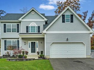 25 Aristocrat Way, Jackson, NJ 08527